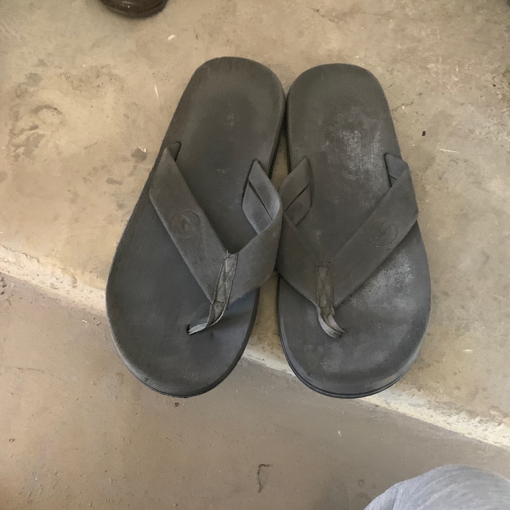 Flip flops